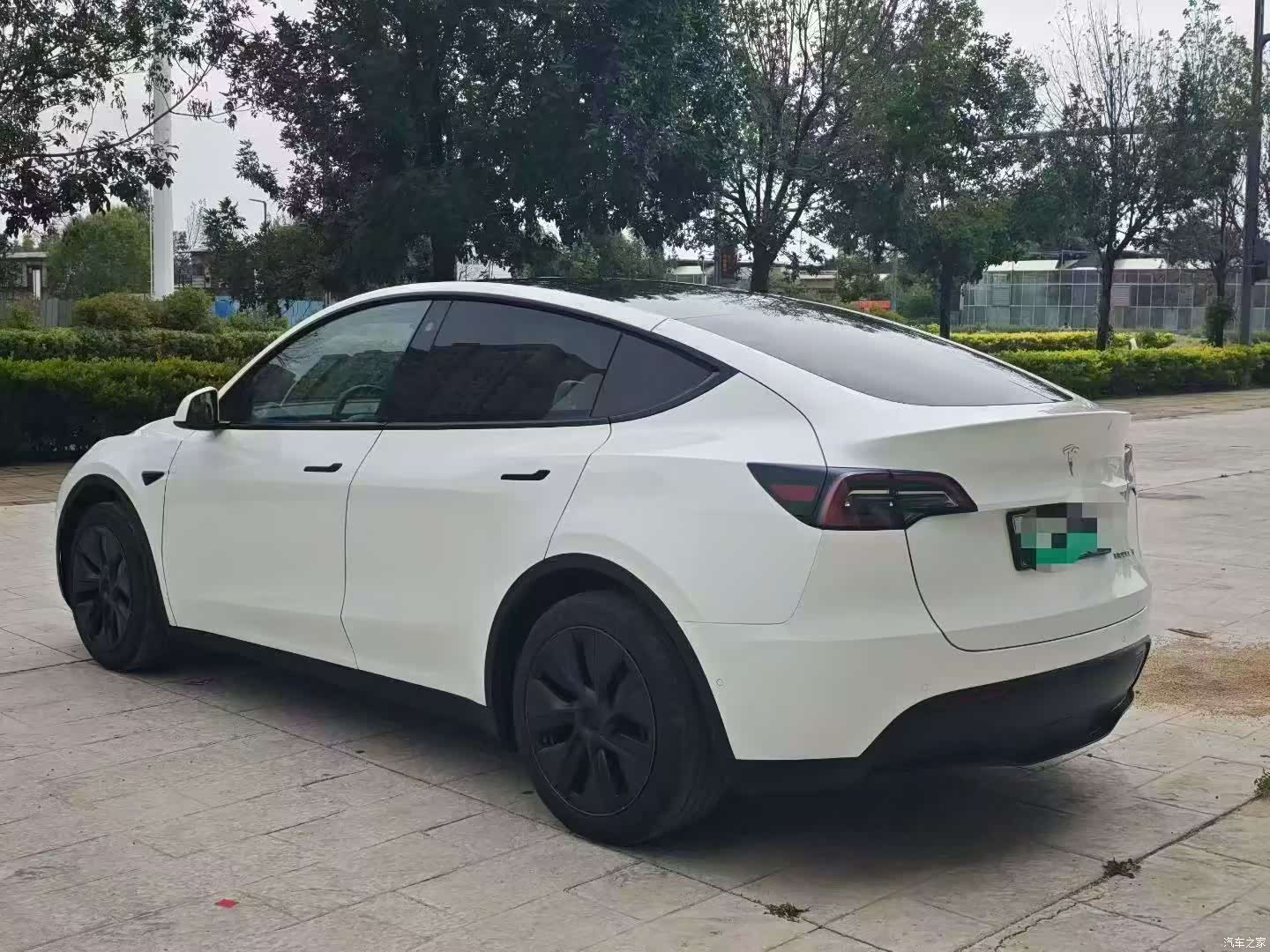 Tesla Model Y, 2022 7