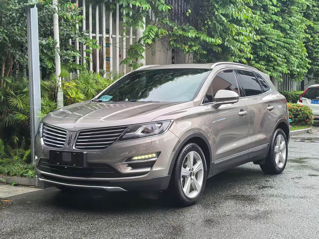 Lincoln MKC