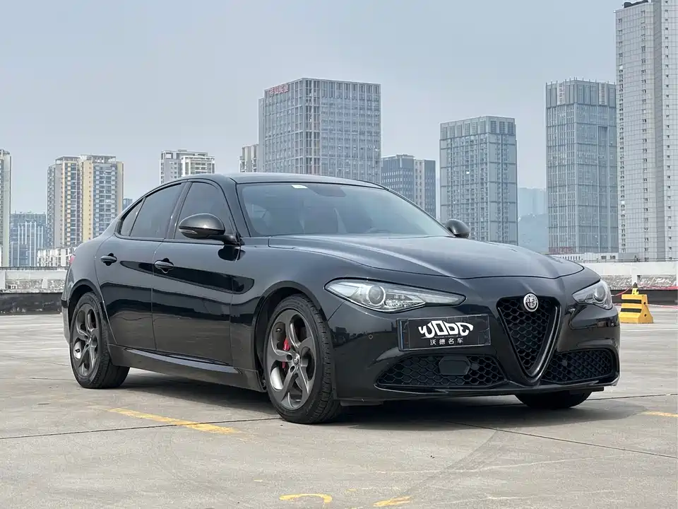 Alfa Romeo Giulia
