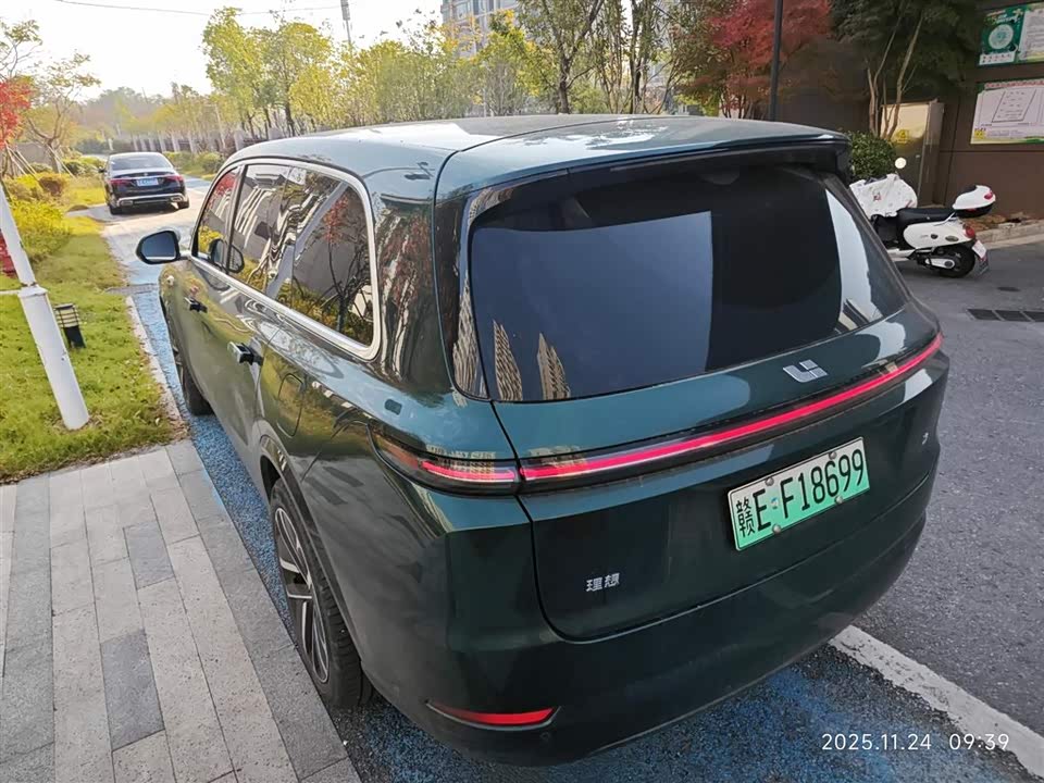 Li Auto Ideal L9
