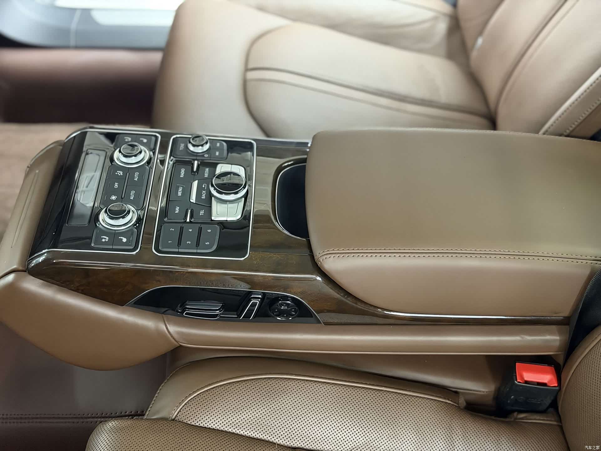 Audi A8L, 2017 12