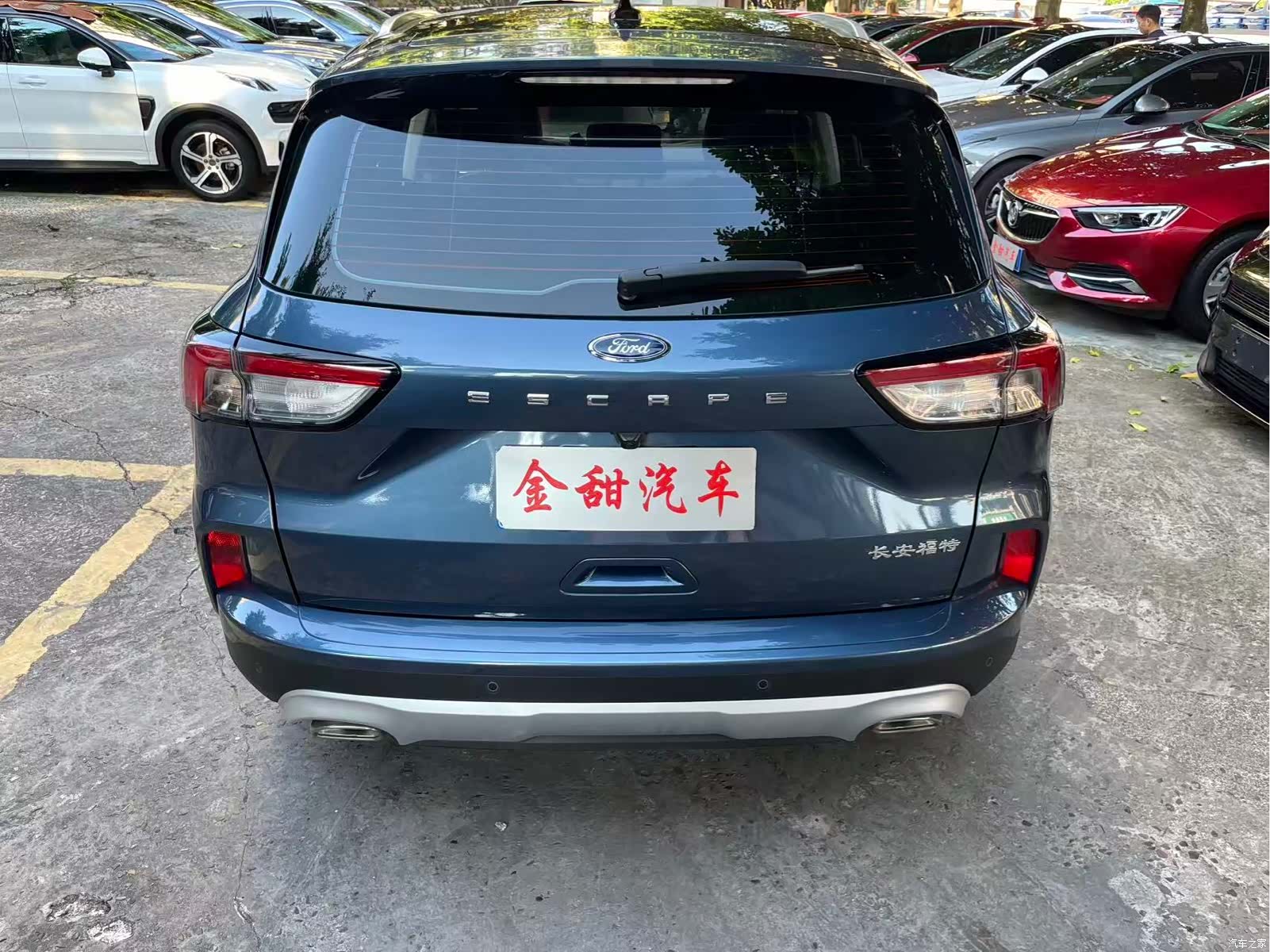 Ford Escape, 2023 все фото