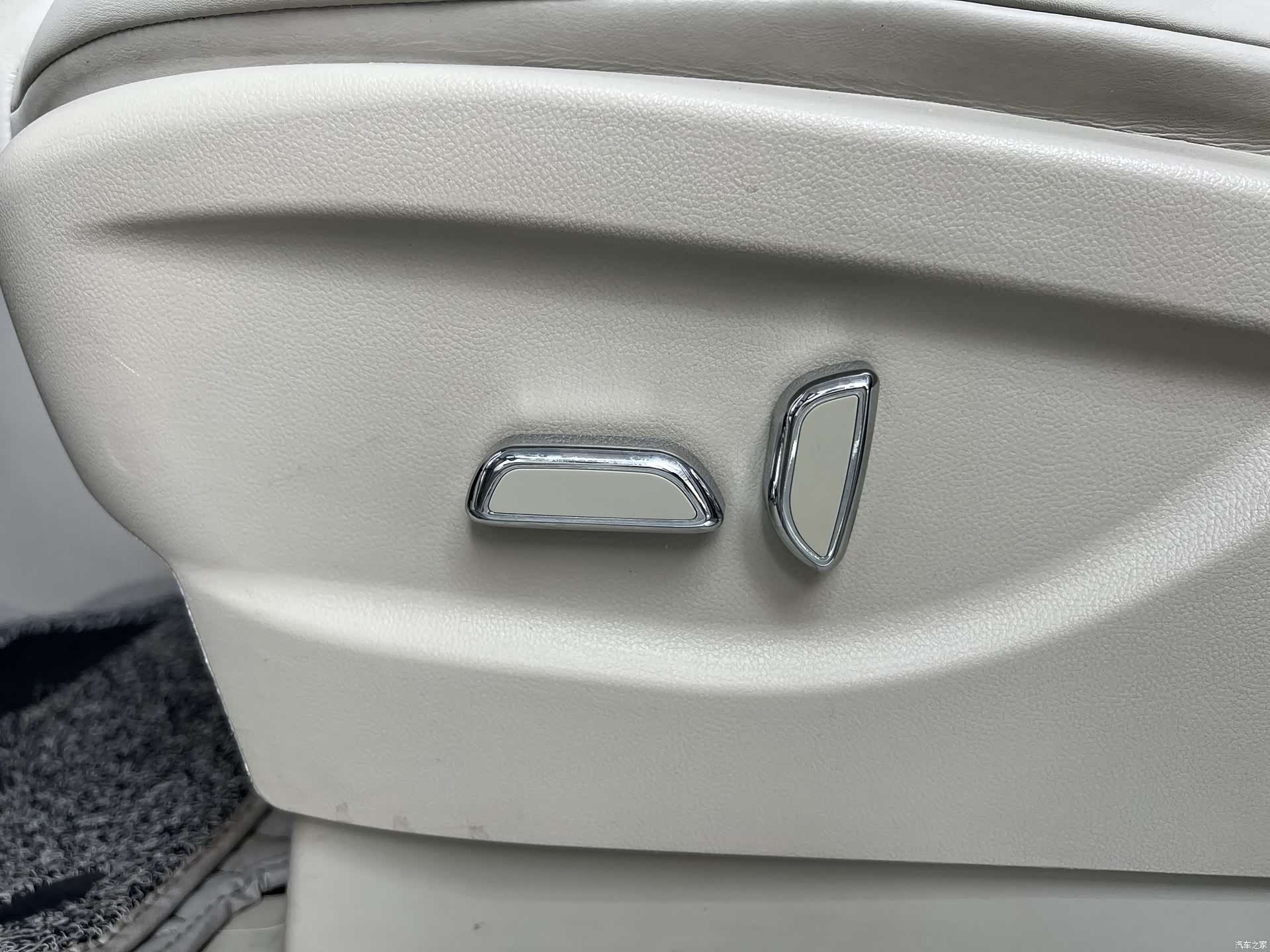 Buick GL8, 2021 9