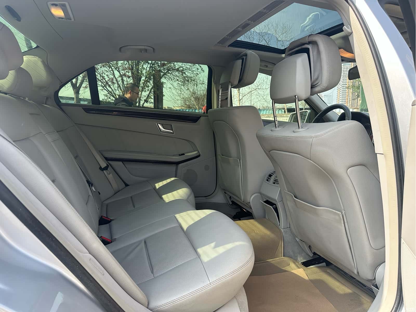 Mercedes-Benz E-Class, 2013 7