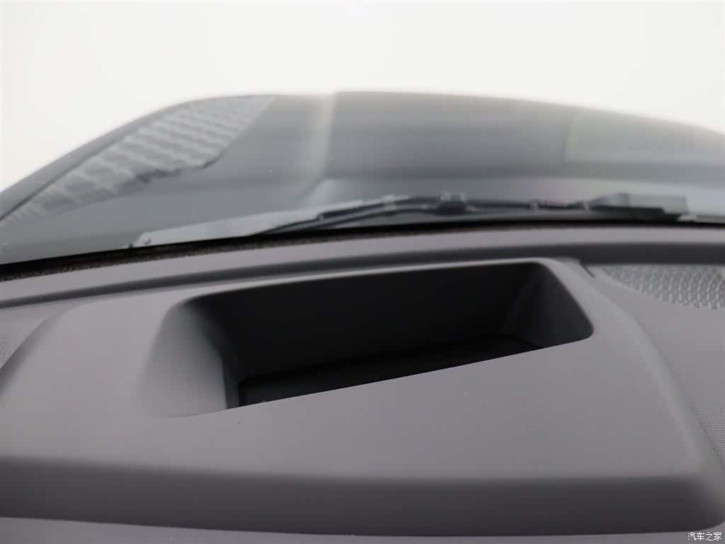 Land Rover Defender, 2024 23