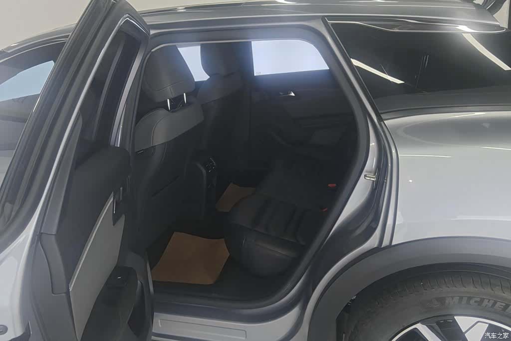 Citroen C5 X, 2022 11