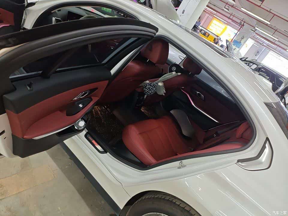 BMW i3, 2024 все фото