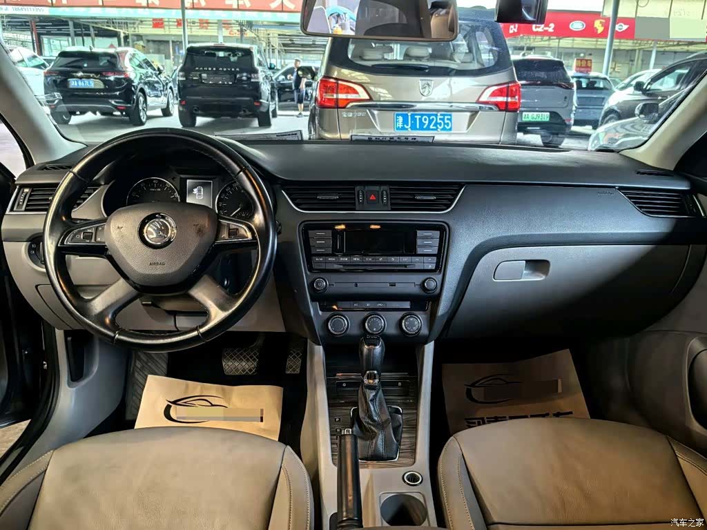 Skoda Octavia, 2014 все фото