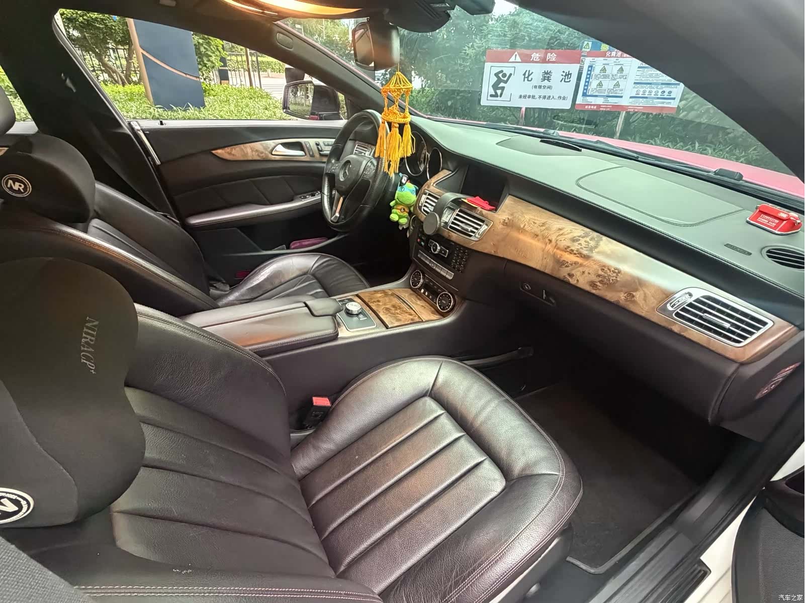 Mercedes-Benz CLS, 2015 7