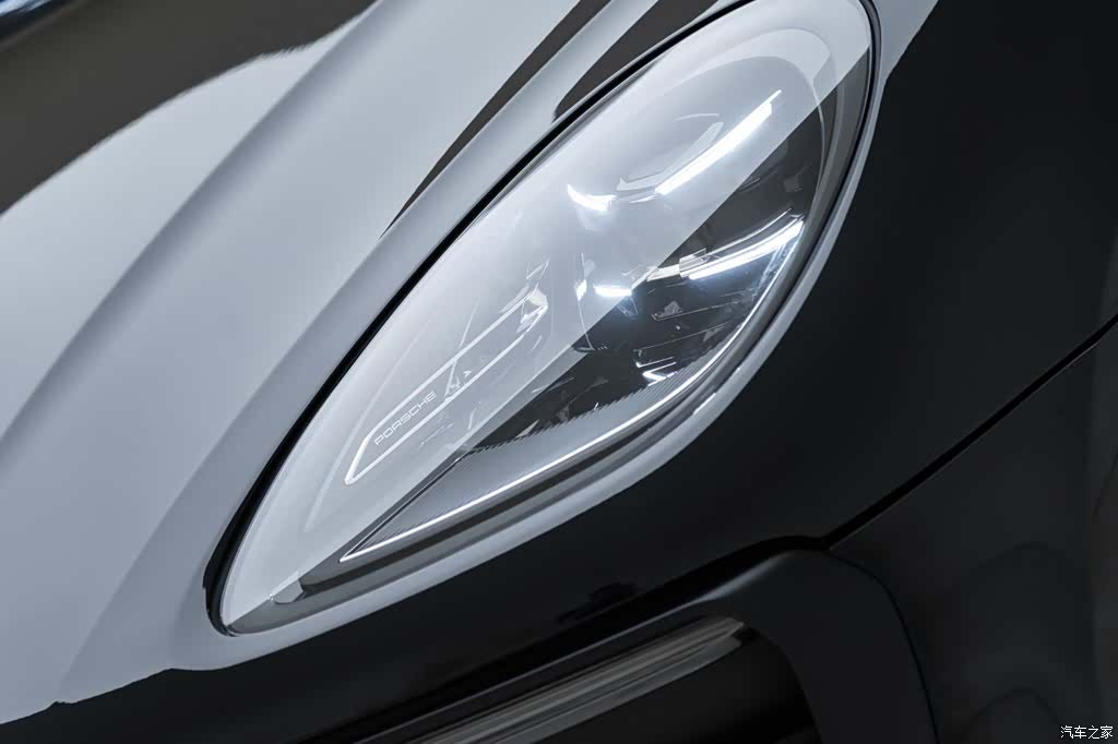 Porsche Macan, 2023 все фото