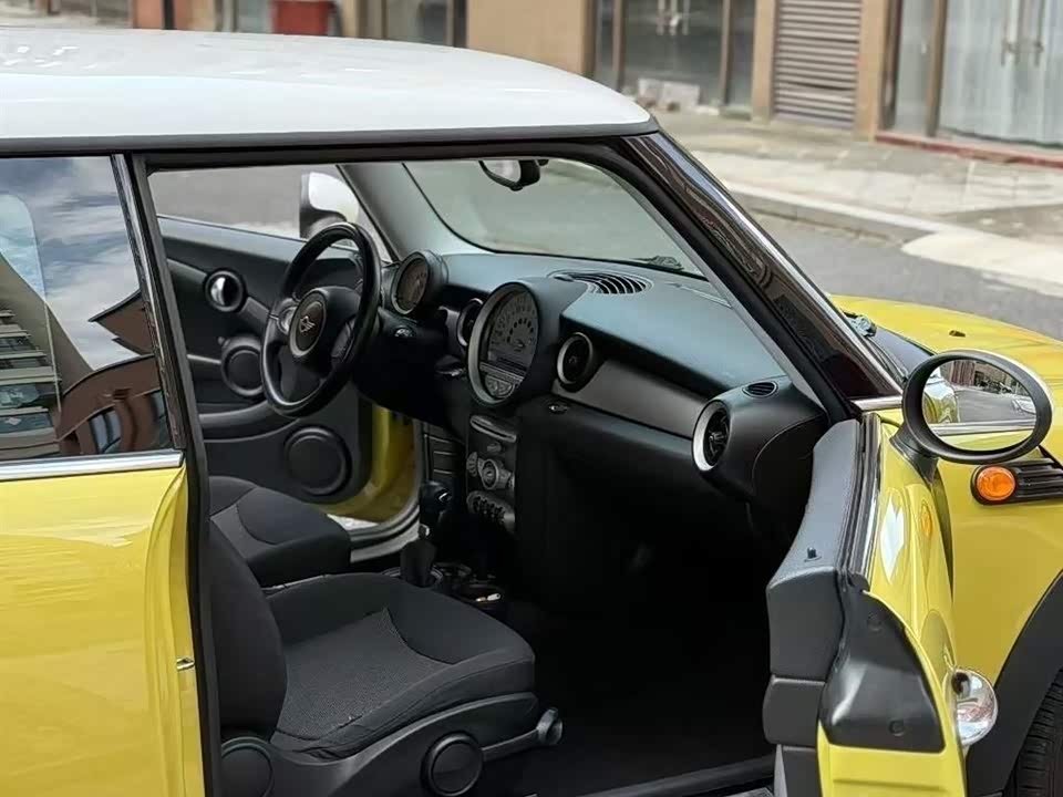 MINI MINI