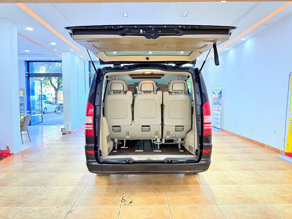 Mercedes-Benz Viano