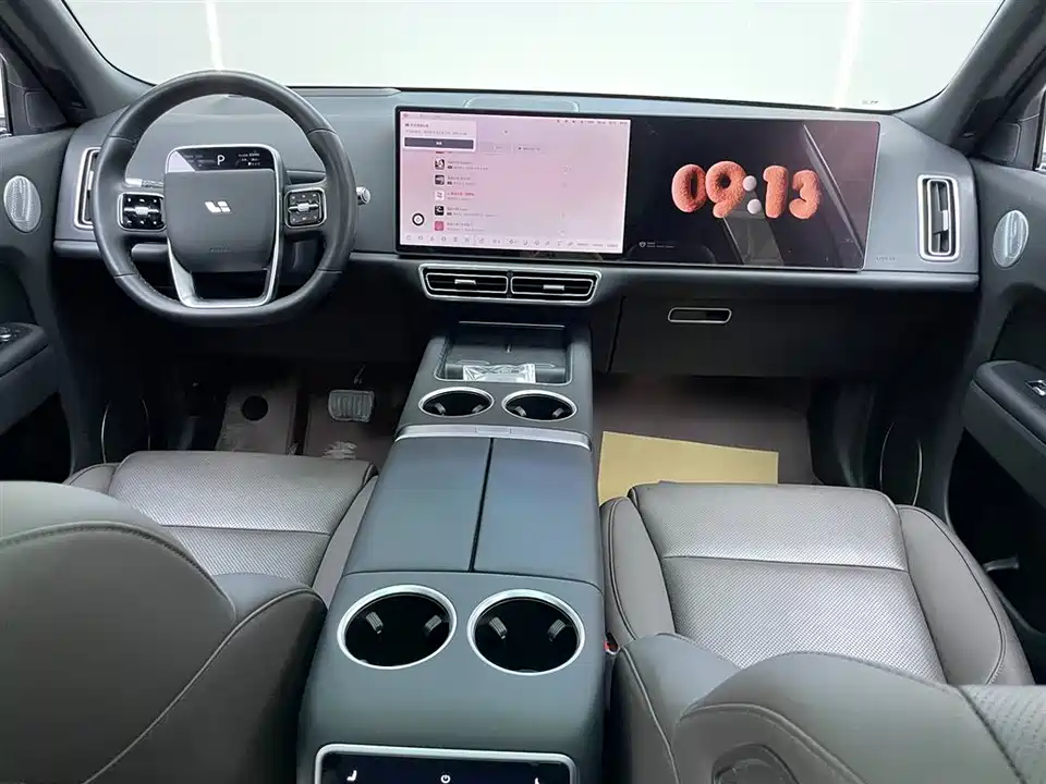 Li Auto Ideal L8