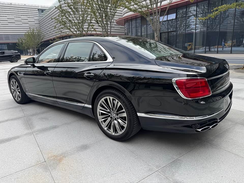 Bentley Flying