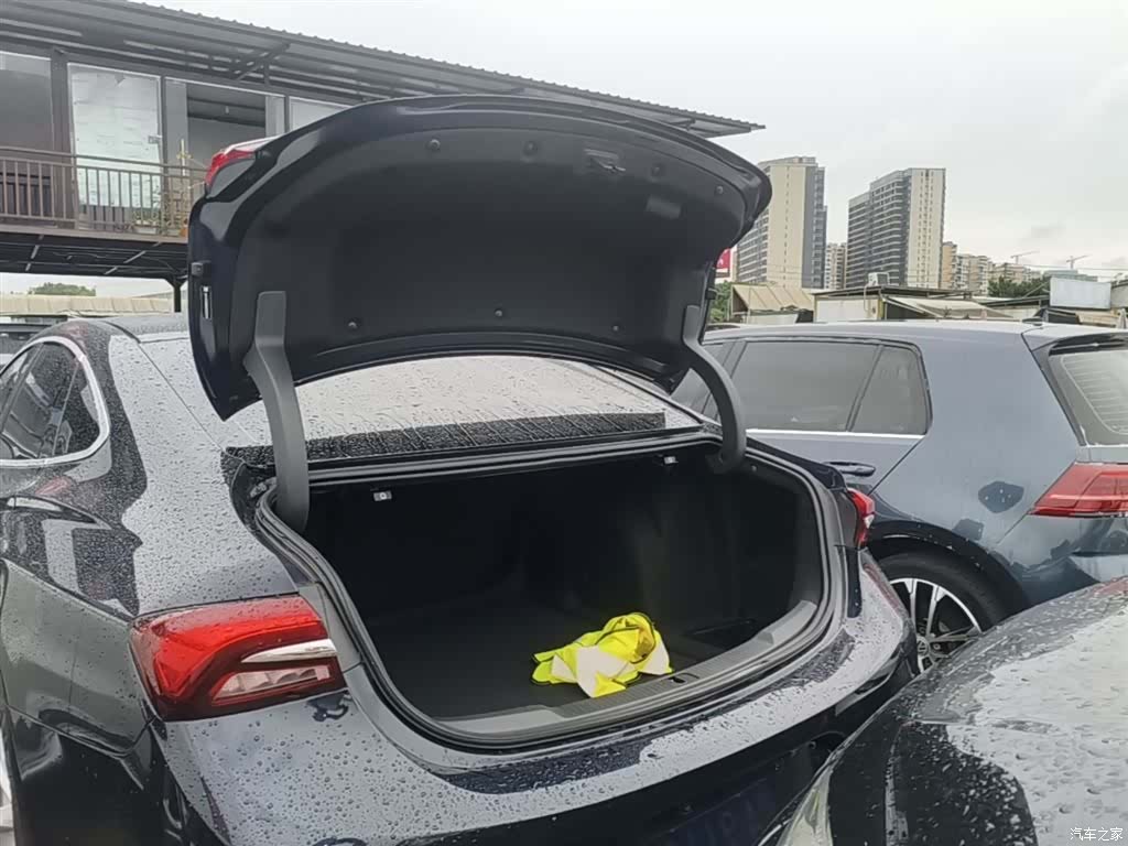 Buick LaCrosse, 2021 19