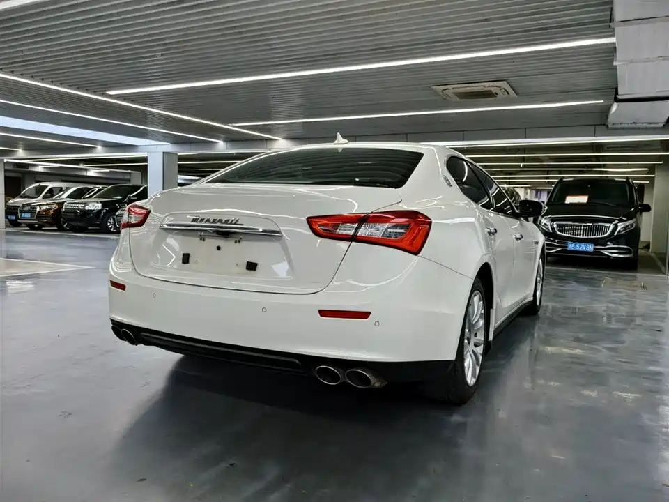 Maserati Ghibli