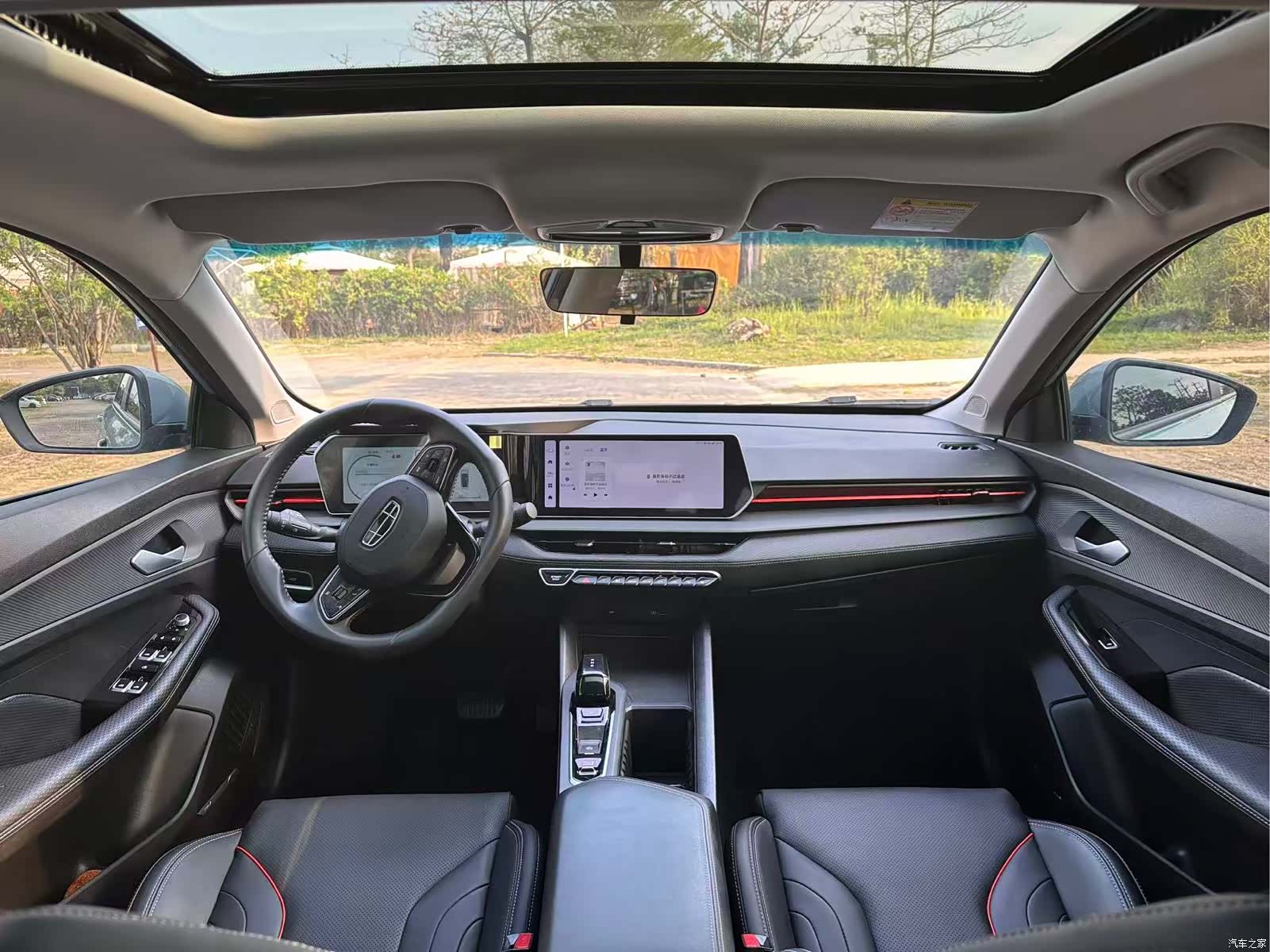 Geely Binray, 2025 14