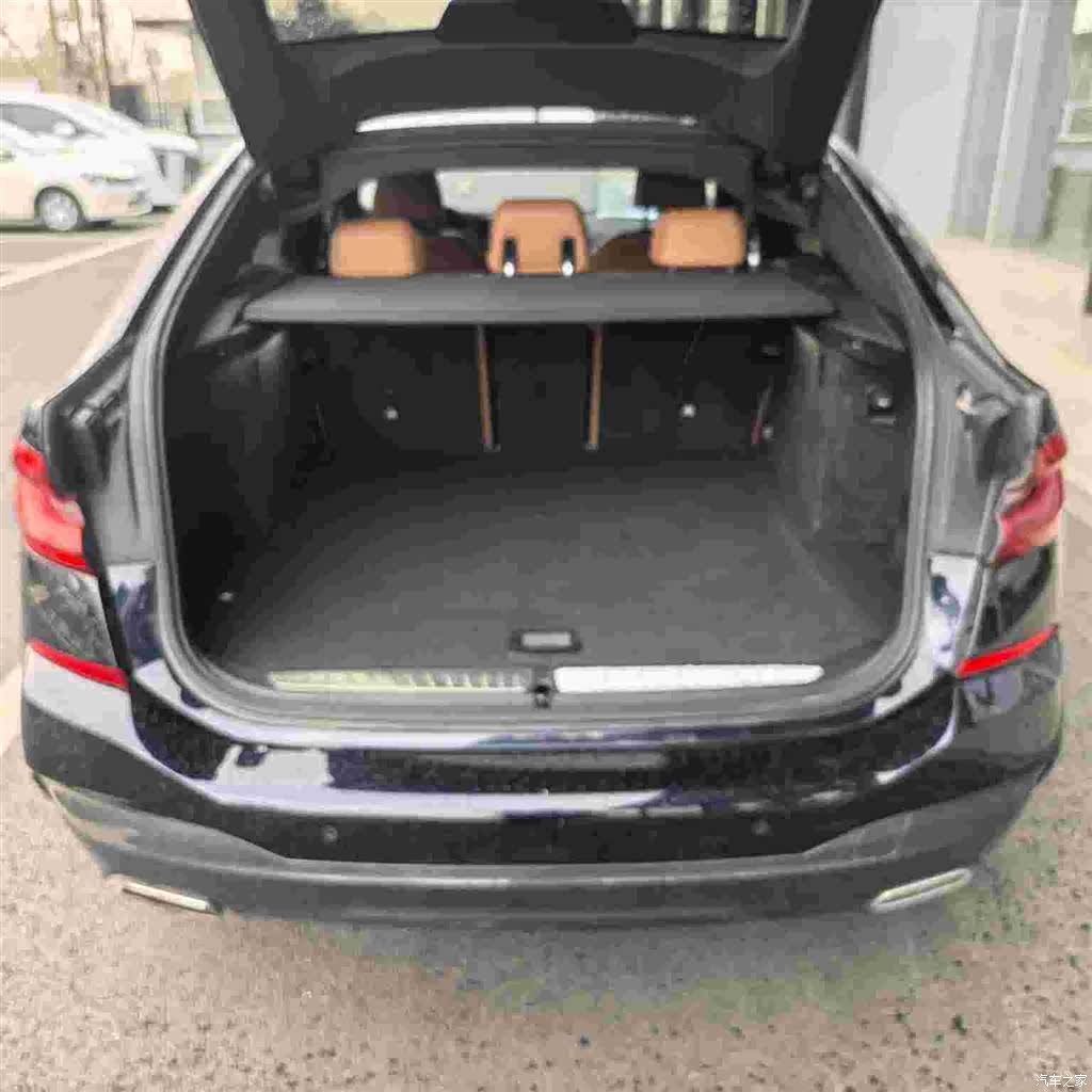 BMW 6 Series GT, 2023 18