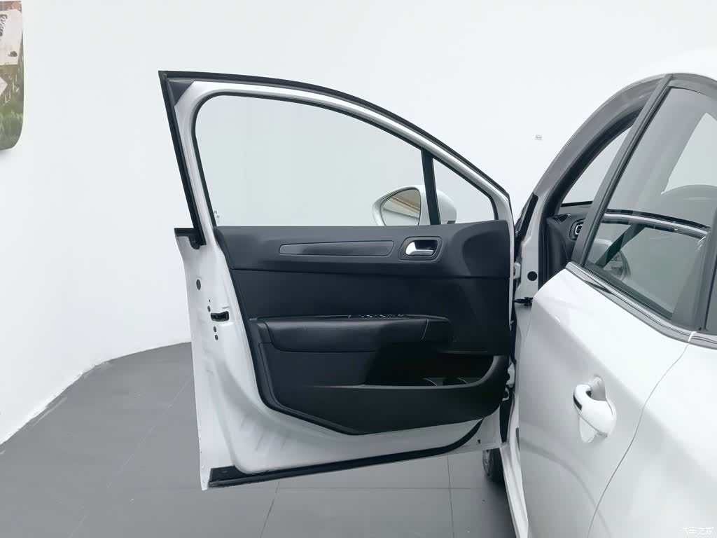 Citroen C4, 2016 8