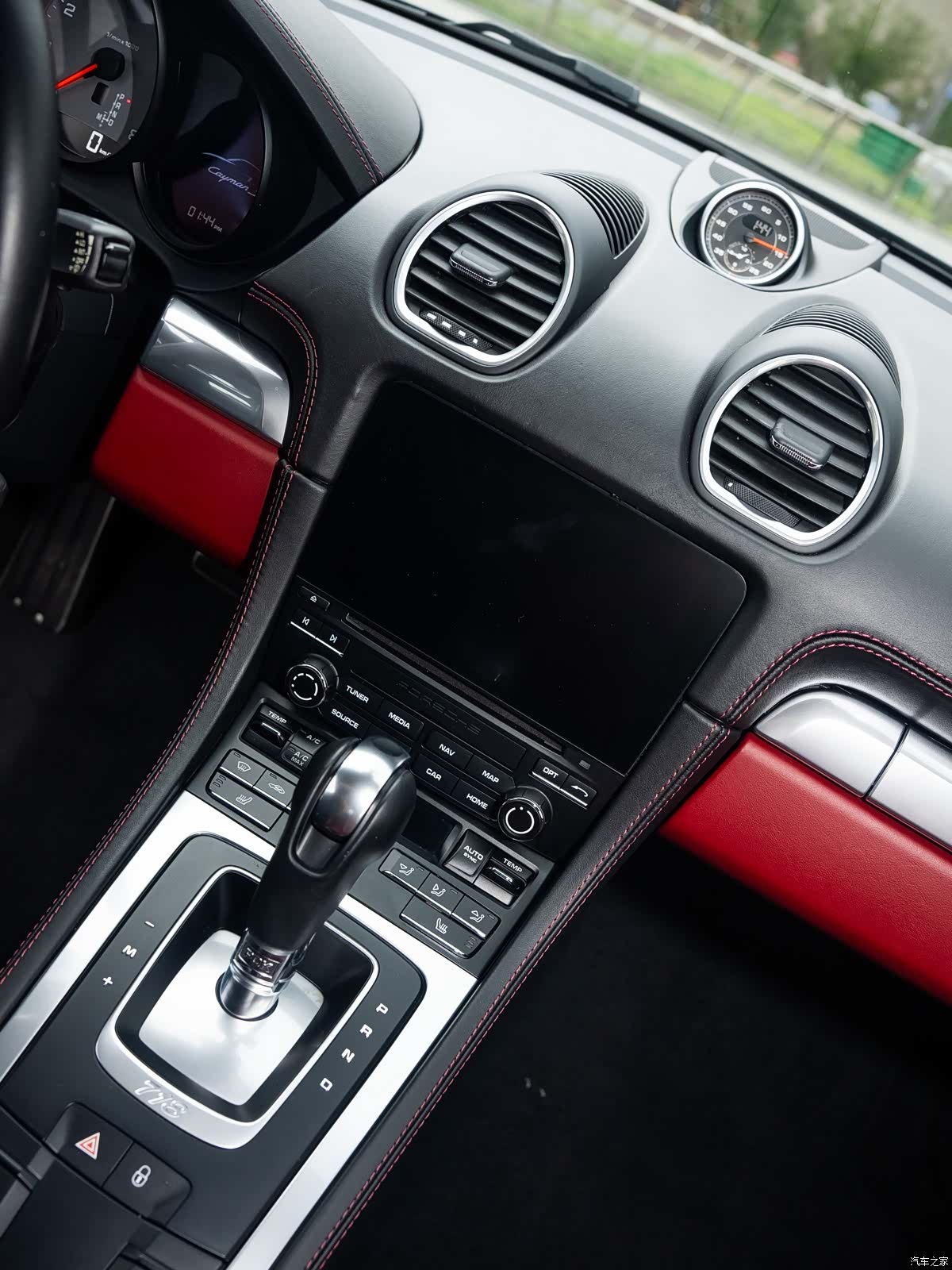 Porsche Cayman, 2018 12