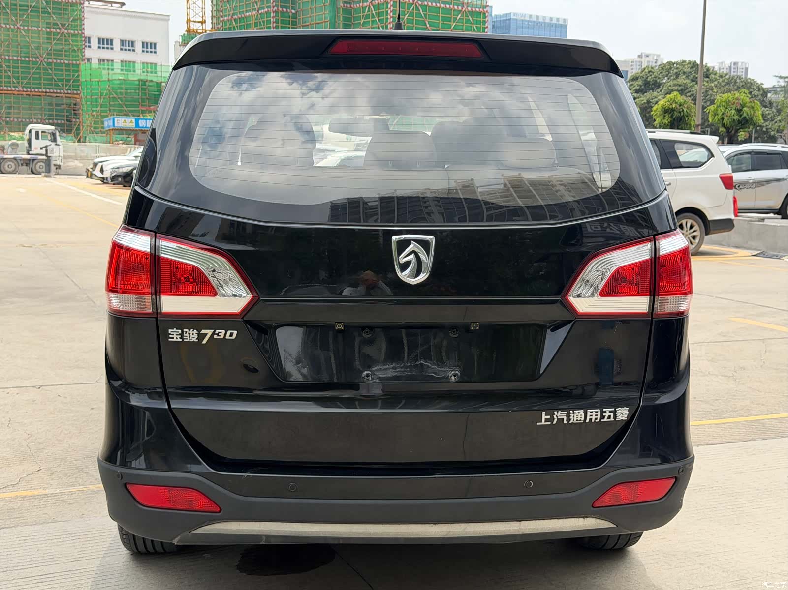 Wuling 730, 2016 все фото