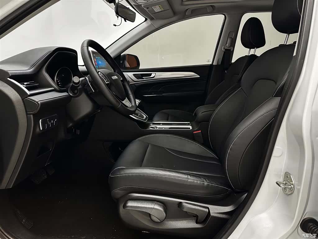 Haval M6, 2023 19