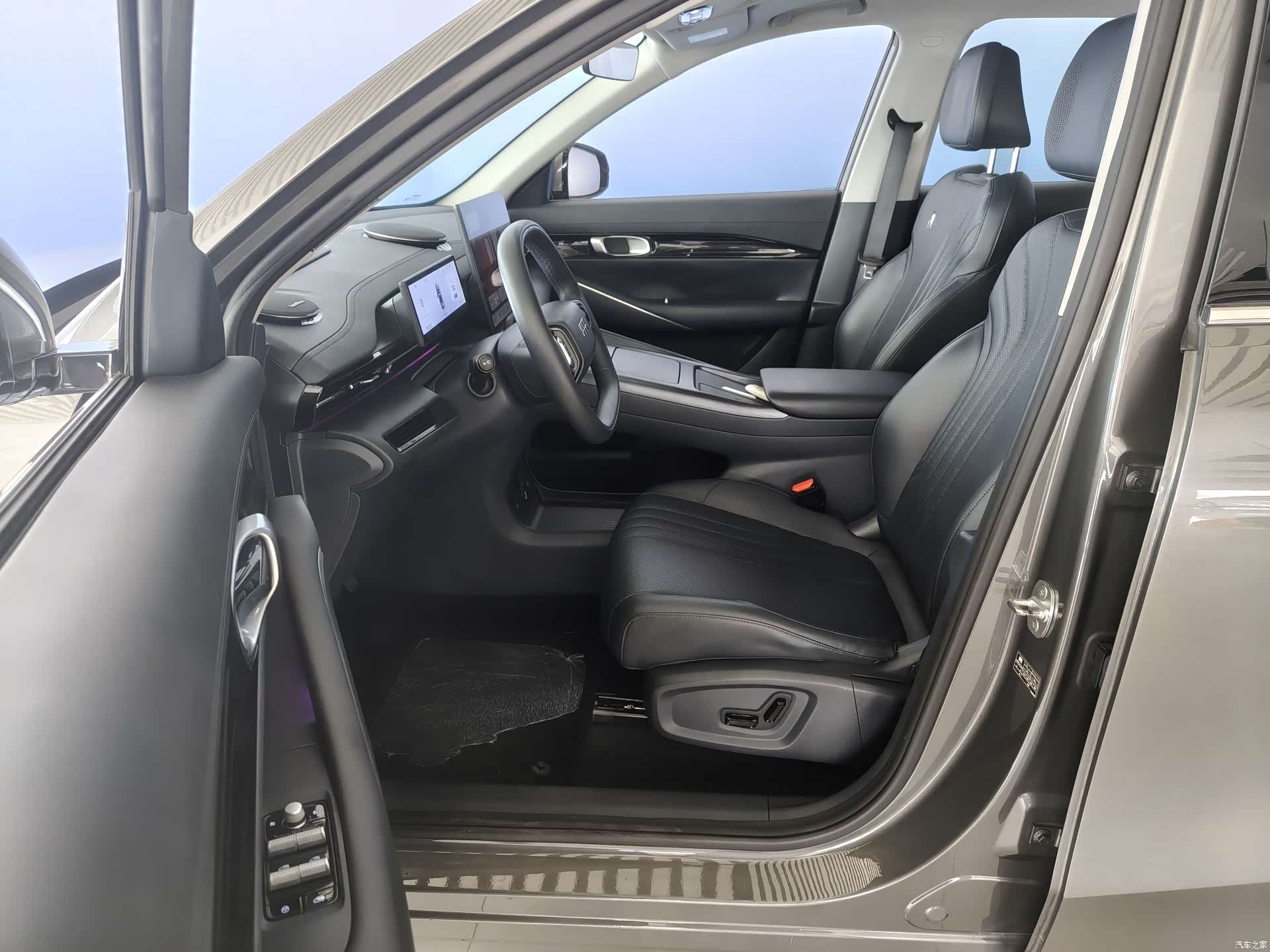 Geely Galaxy E5, 2024 9