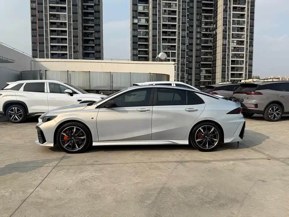 Trumpchi Shadow Leopard