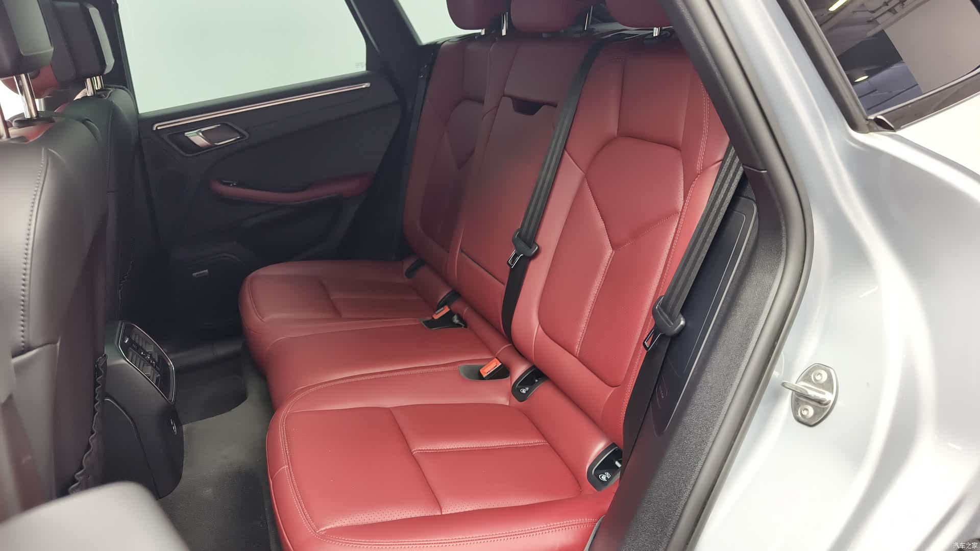 Porsche Macan, 2022 17