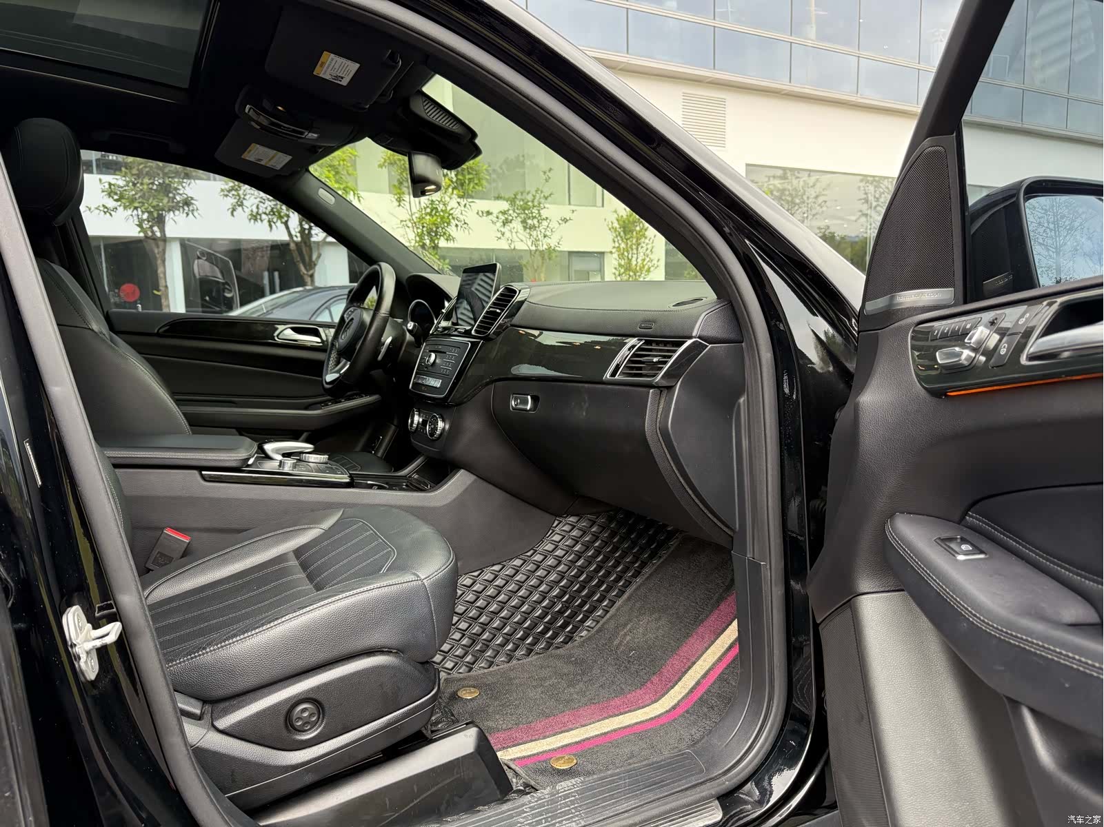 Mercedes-Benz GLS, 2018 4