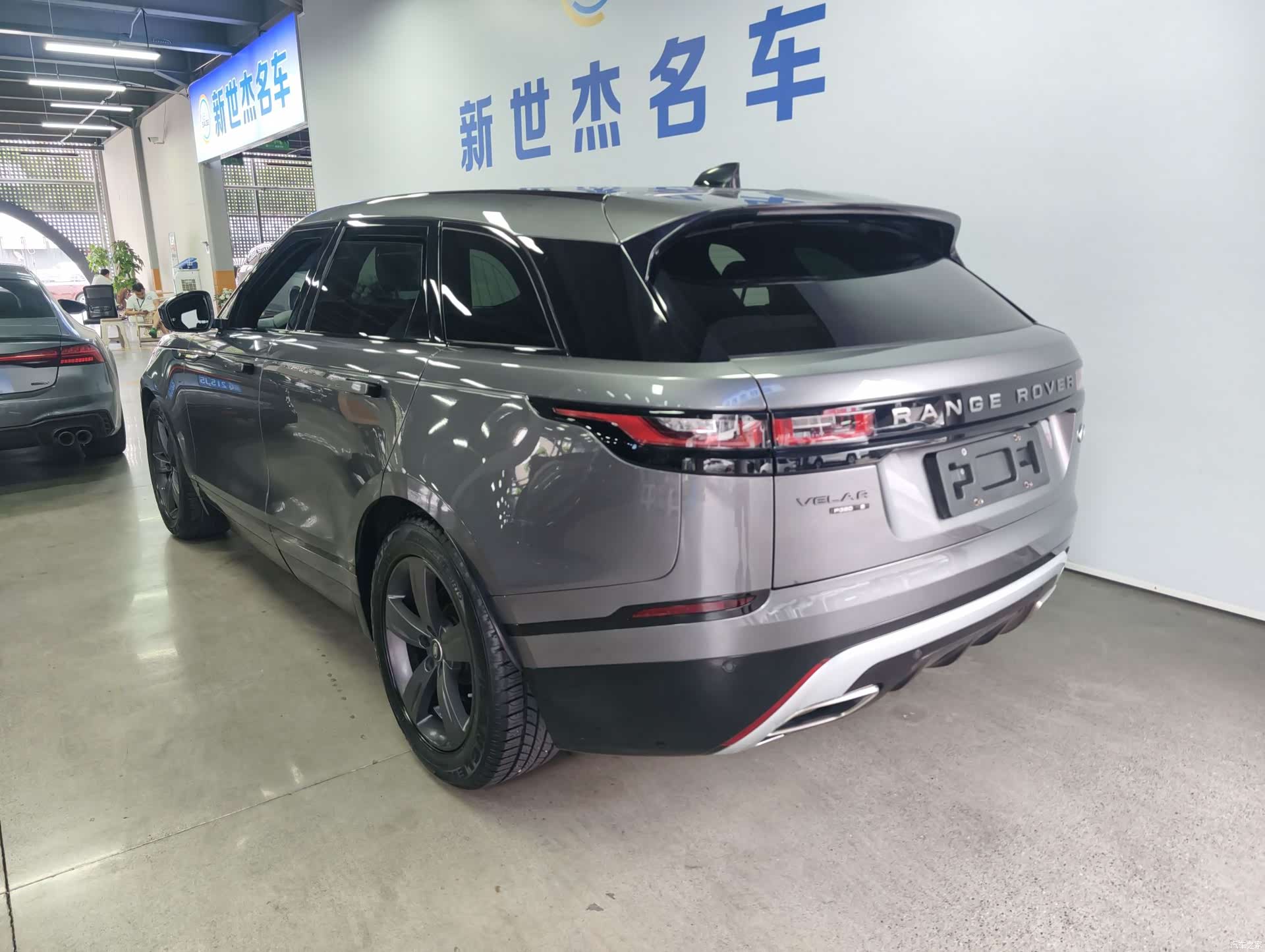 Land Rover Range Rover, 2018 11