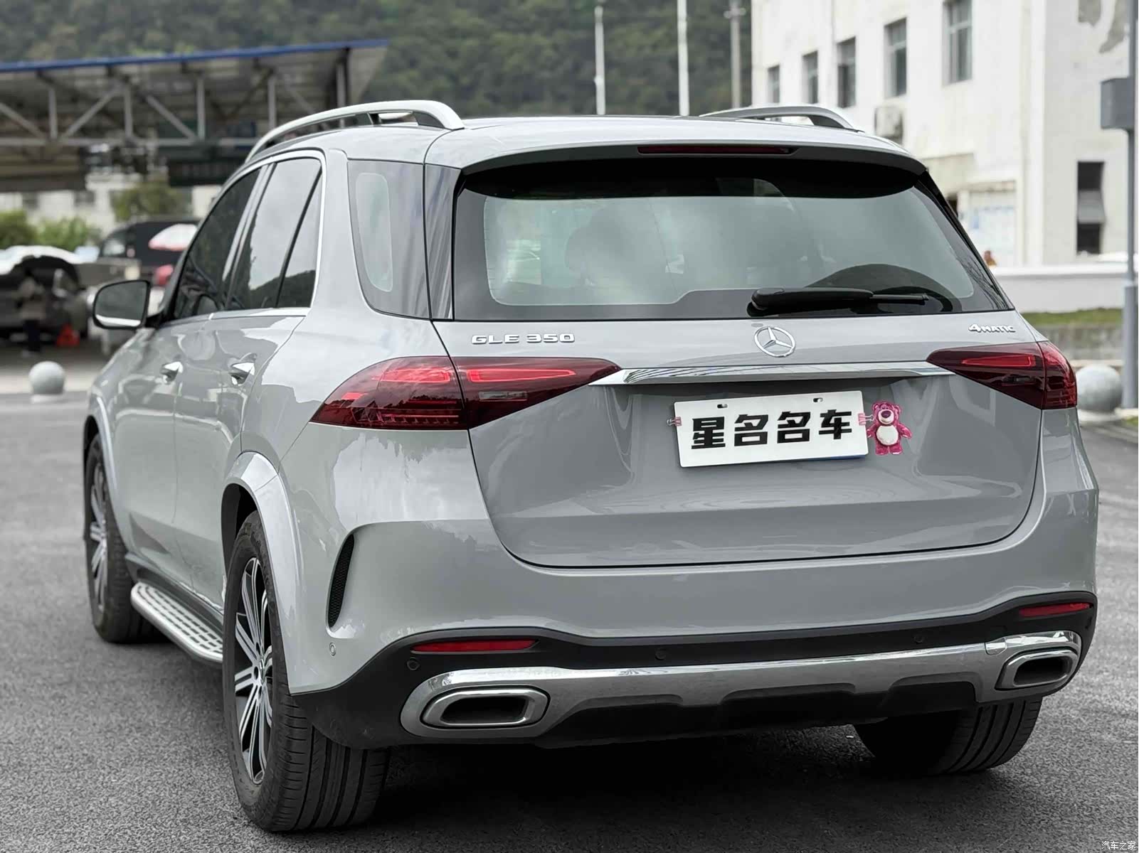 Mercedes-Benz GLE, 2024 14