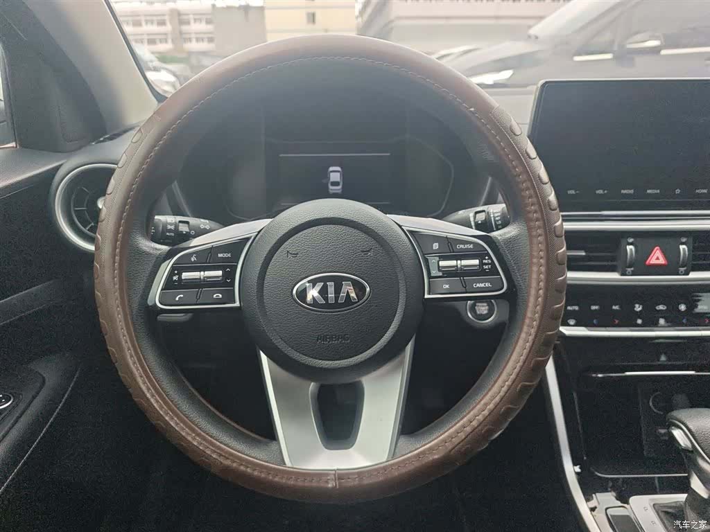 Kia K3, 2021 3