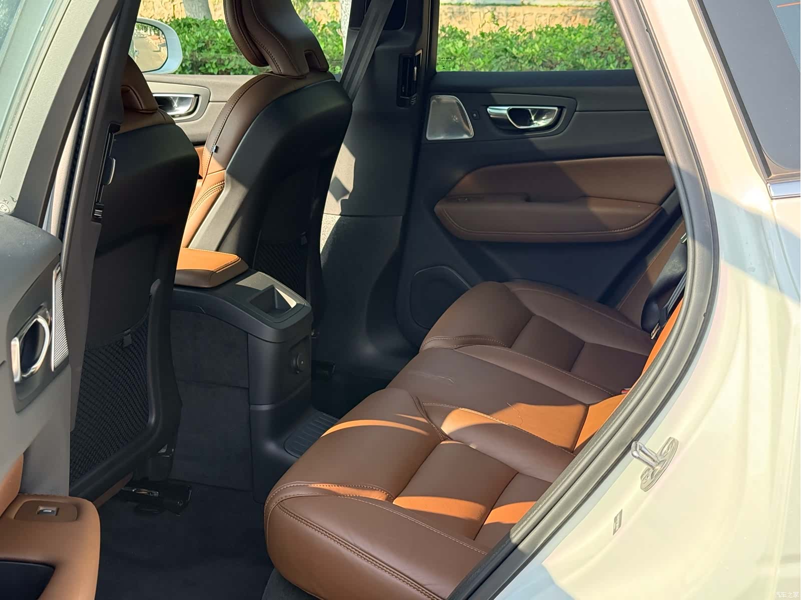 Volvo XC60, 2024 14