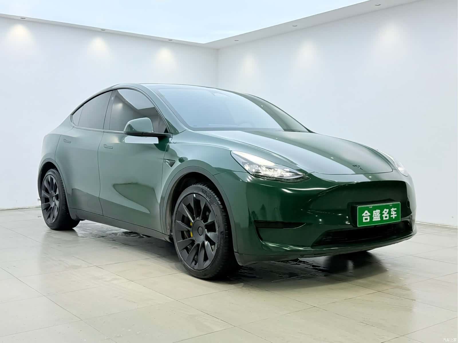Tesla Model Y, 2023 3