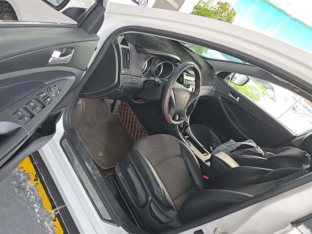 Hyundai Sonata, 2016 16