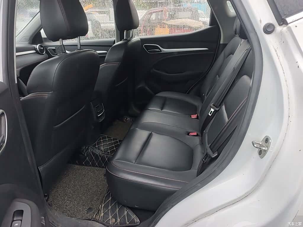 MG ZS, 2019 17