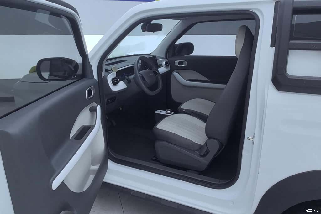 Geely Panda, 2025 9