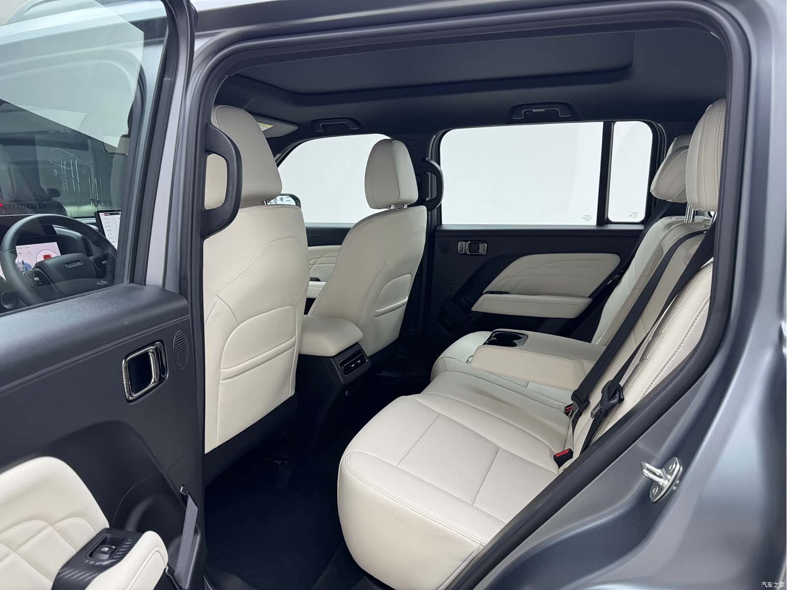 Haval Raptor, 2026 все фото
