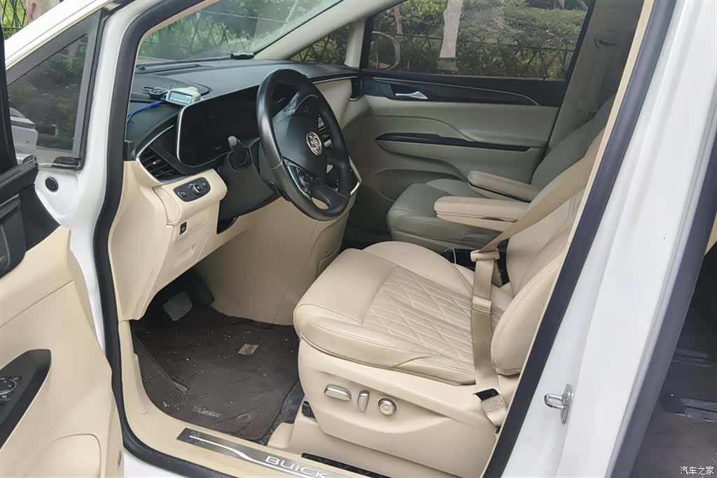 Buick GL8, 2023 9