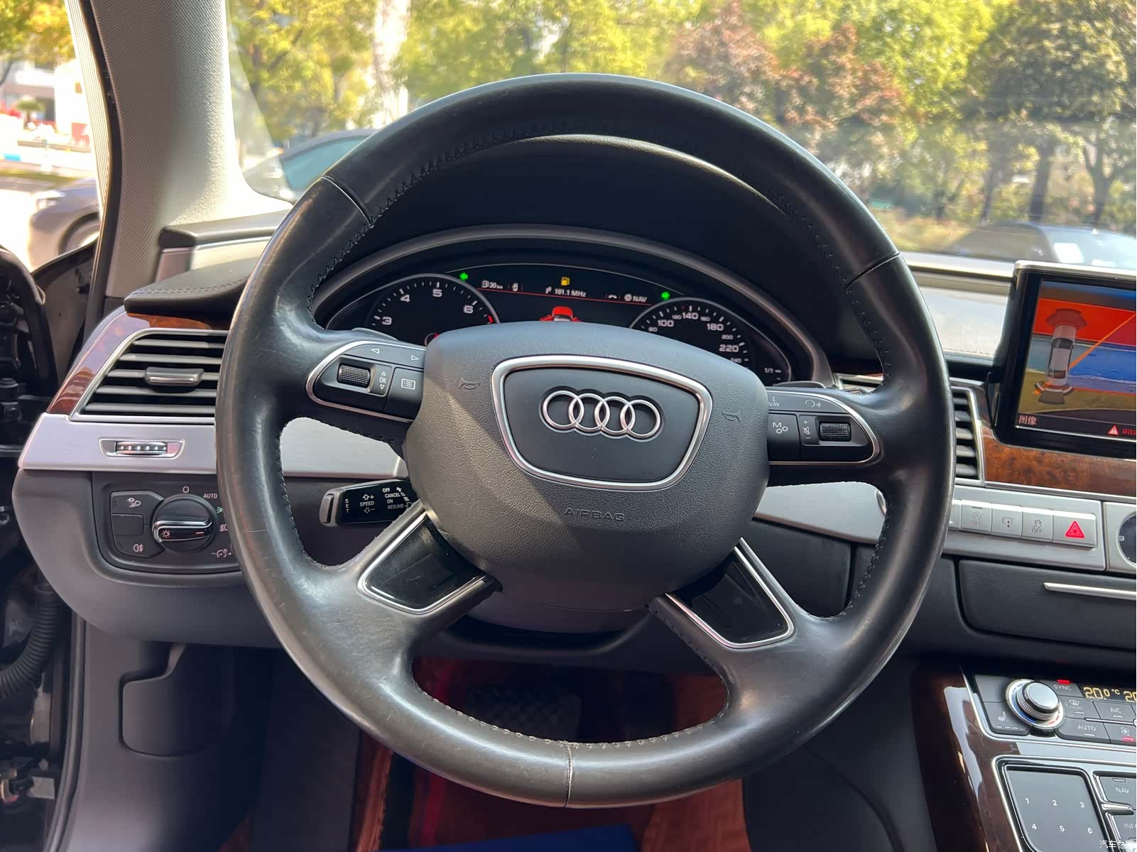 Audi A8L, 2017 15
