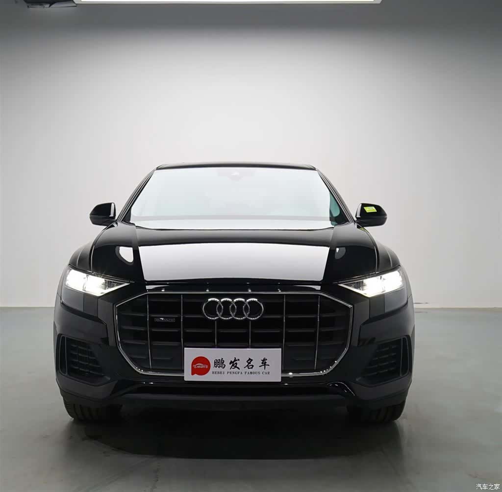 Audi Q8, 2022 2