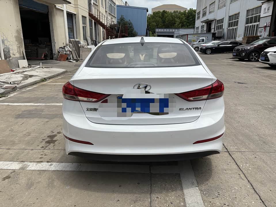 Hyundai Lead