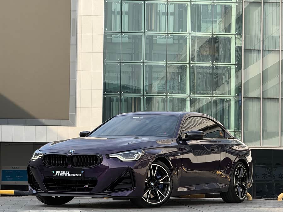 BMW M240i 2025, фото 1