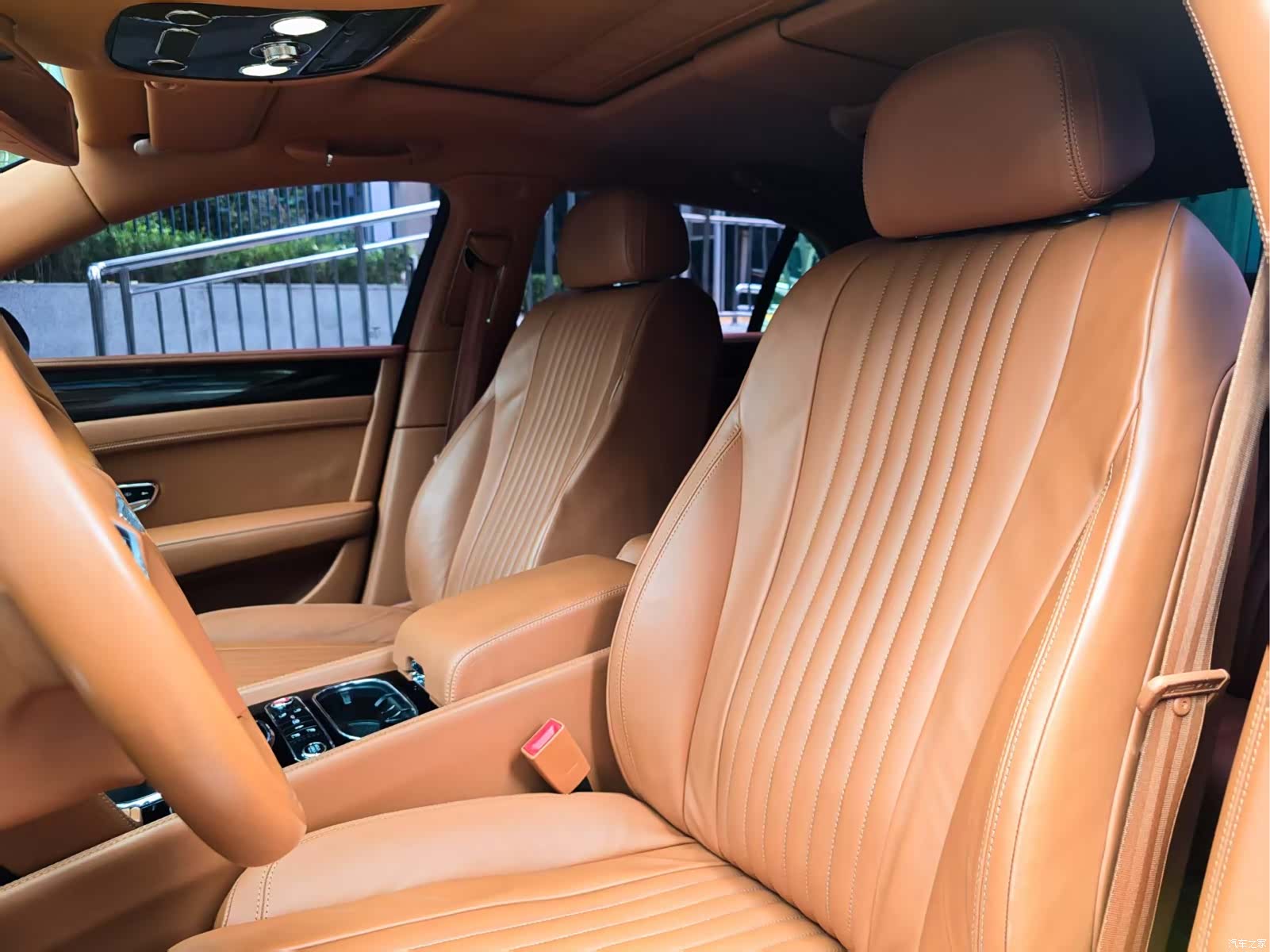Bentley Flying Spur, 2018 все фото