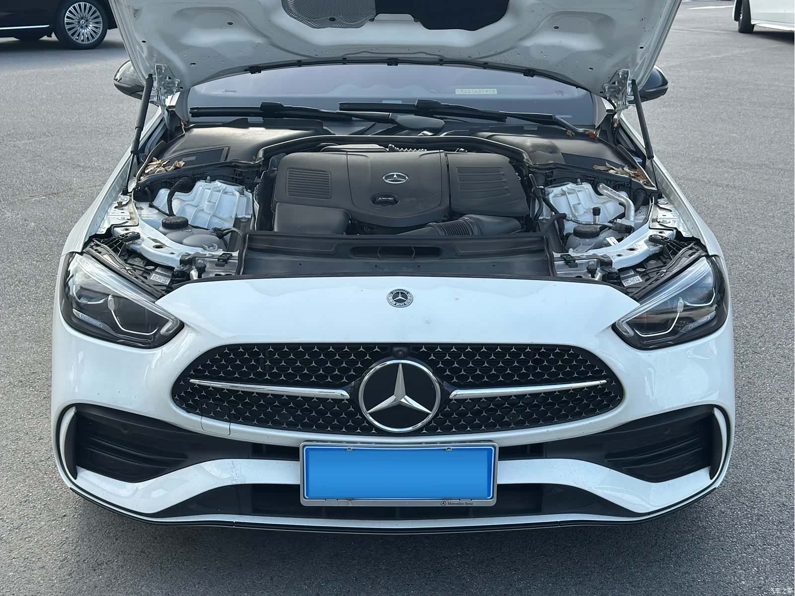 Mercedes-Benz C-Class, 2025 12