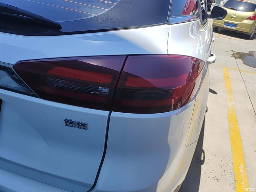 Geely Boyue, 2020 8