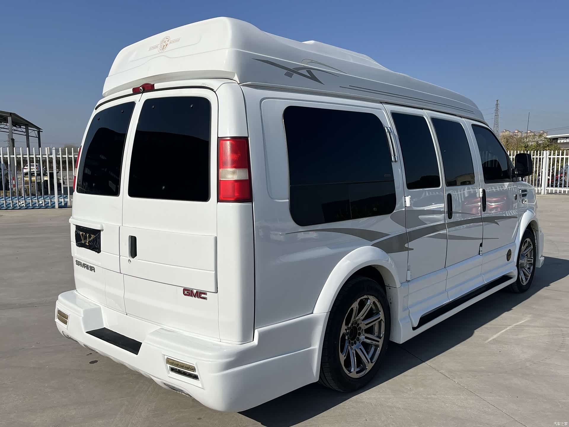 GMC SAVANA, 2015 31
