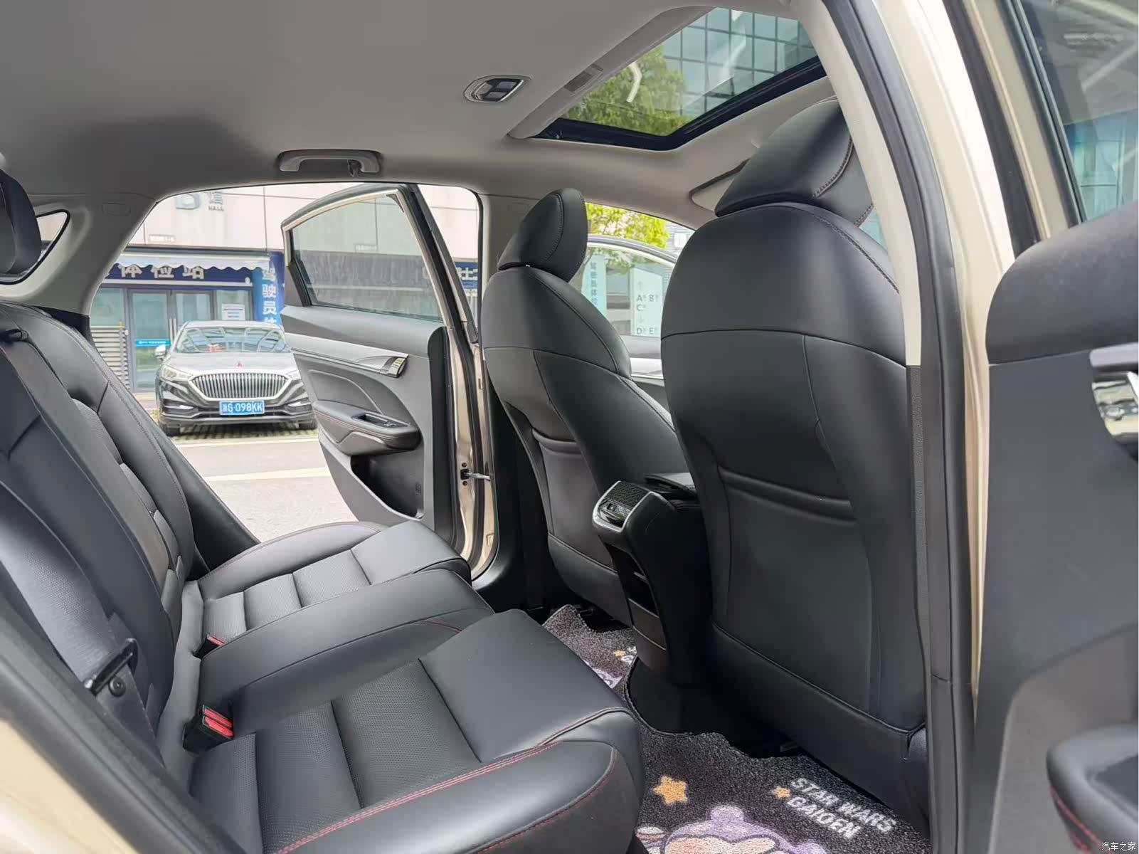 Geely Binray, 2020 9
