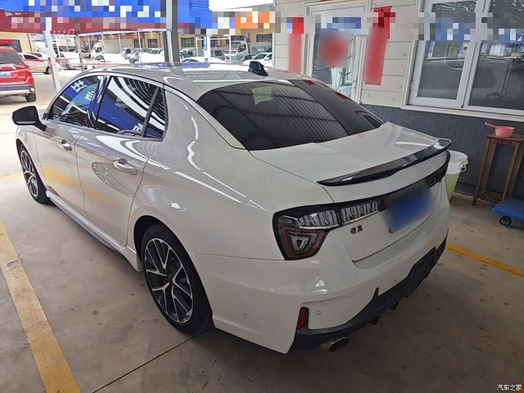 Lynk & Co 01, 2019 все фото